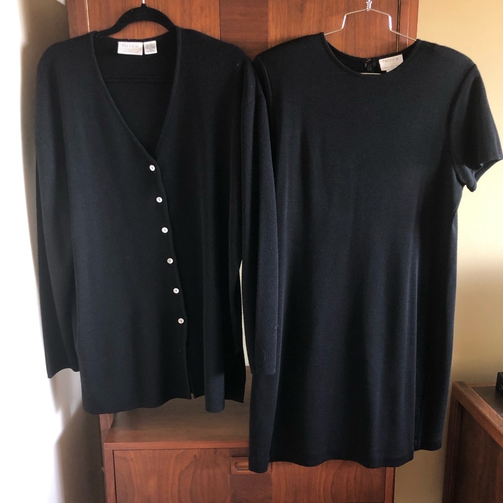 SOLD • black minimal long knit cardigan - Picture 3 of 6